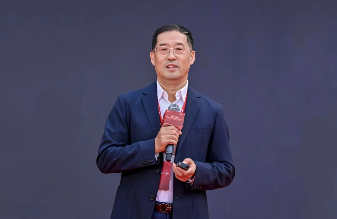 上海证券报专访 | 米兰milan李军：以“屏”为基三十年 AI与文旅打开增长新空间
